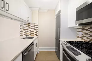 200 Rector Pl, New York, NY 10280 - Photo 2