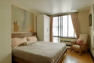 505 W 47th St, New York City, NY 10036 - Photo 4