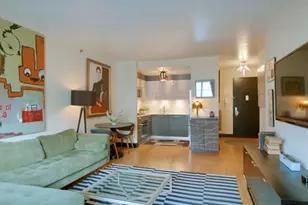 505 W 47th St, New York City, NY 10036 - Photo 2