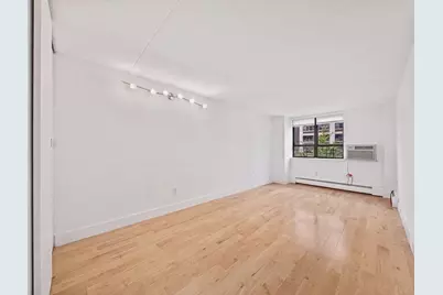 220 Manhattan Avenue #2-N, New York City, NY 10025 - Photo 2
