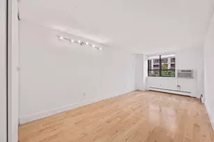220 Manhattan Ave, New York City, NY 10025 - Photo 2