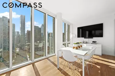 301 E 61st Street #16A, New York, NY 10065 - Photo 4