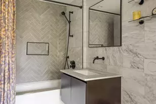 108 India St, New York City, NY 11222 - Photo 8