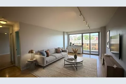 175-01 Hillside Avenue #9G, Jamaica, NY 11432 - Photo 1