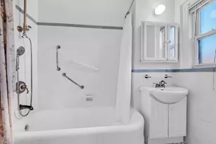 400 E 59th St, New York City, NY 10022 - Photo 8