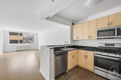 561 10th Avenue #5G, New York City, NY 10036 - Photo 2