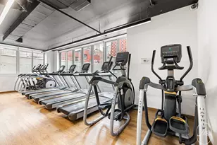 561 10th Ave, New York City, NY 10036 - Photo 20