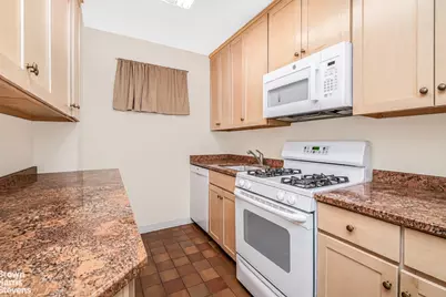 5900 Arlington Avenue #4G, Bronx, NY 10471 - Photo 8