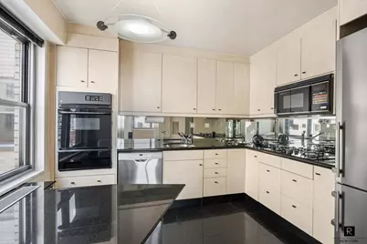 400 E 56th Street #37-D, New York City, NY 10022 - Photo 4