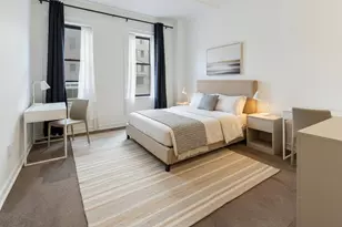 120 W 58th St, New York, NY 10019 - Photo 2