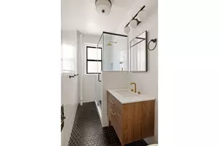 570 Westminster Rd, New York City, NY 11230 - Photo 6