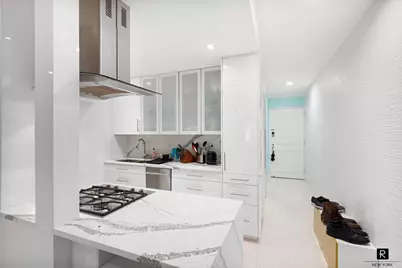 106 Central Park S #12-M, New York City, NY 10019 - Photo 6
