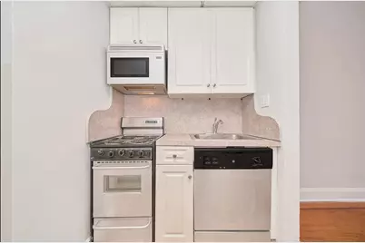 331 W 43rd Street #4A, New York, NY 10036 - Photo 4