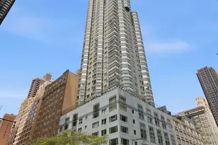 301 W 57th St, New York City, NY 10019 - Photo 10