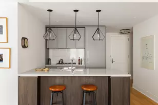 218 W 103rd St, New York City, NY 10025 - Photo 2