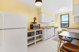 302 96th St, New York City, NY 11209 - Photo 10