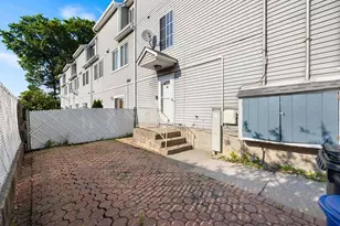 16 Roosevelt Ct, New York City, NY 10314 - Photo 14