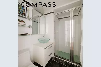 32 Gramercy Park S #2A, New York, NY 10003 - Photo 8