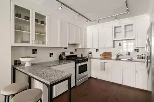 32 Gramercy Pk S, New York City, NY 10003 - Photo 2