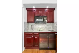320 E 42nd St, New York, NY 10017 - Photo 6