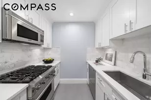 308 E 72nd St, New York City, NY 10021 - Photo 4