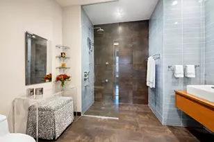 420 W 25th St, New York City, NY 10001 - Photo 4