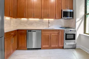 355 W 51st St, New York City, NY 10019 - Photo 1