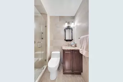 710 Park Avenue #2A, New York, NY 10021 - Photo 6