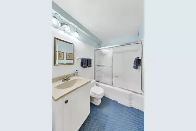 710 Park Avenue #2A, New York City, NY 10021 - Photo 8
