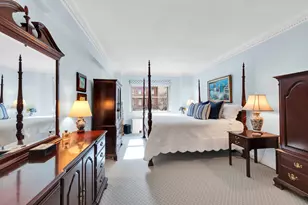 710 Park Ave, New York City, NY 10021 - Photo 4