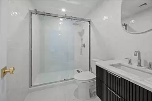 208 Lincoln Rd, New York City, NY 11225 - Photo 26