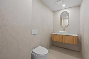 208 Lincoln Rd, New York City, NY 11225 - Photo 20