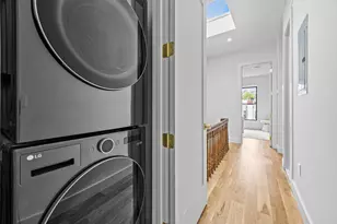 208 Lincoln Rd, New York City, NY 11225 - Photo 28