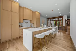 208 Lincoln Rd, New York City, NY 11225 - Photo 14