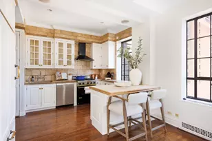 350 W 57th St, New York City, NY 10019 - Photo 4