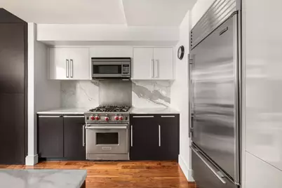 300 E 79th Street #10CNORTH, New York, NY 10075 - Photo 4