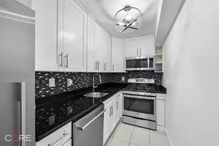 55 E 9th St, New York City, NY 10003 - Photo 4