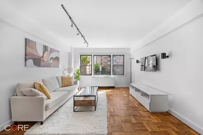 55 E 9th Street #4H, New York City, NY 10003 - Photo 1