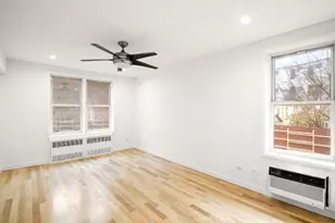 651 Vanderbilt St, New York City, NY 11218 - Photo 6