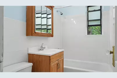 491 Grandview Avenue #2B, Ridgewood, NY 11385 - Photo 10