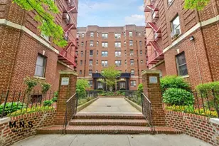 155-01 90th Ave, New York City, NY 11432 - Photo 10