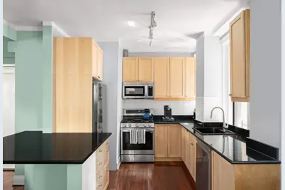 200 W 54th Street #PHB, New York City, NY 10019 - Photo 4