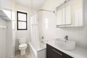 200 W 54th St, New York City, NY 10019 - Photo 10