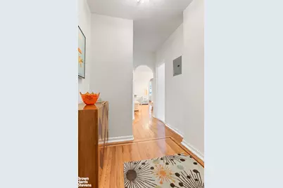 225 Bennett Avenue #2D, New York City, NY 10040 - Photo 2