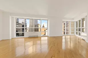 146 W 57th St, New York City, NY 10019 - Photo 2