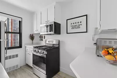 345 E 69th Street #12F, New York, NY 10021 - Photo 4