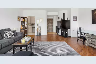 400 E 70th Street #3302, New York City, NY 10021 - Photo 2