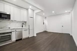 231 Sullivan St, New York City, NY 10012 - Photo 4