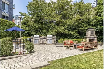 5-49 Borden Avenue #6-N, New York City, NY 11101 - Photo 8