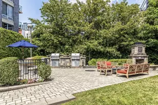5-49 Borden Ave, New York City, NY 11101 - Photo 8